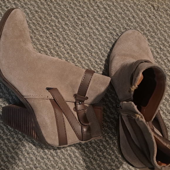 Women's DV booties! - Picture 4 of 5